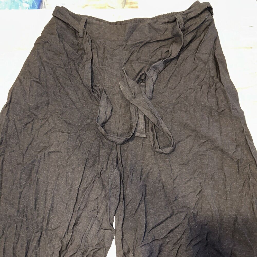 City Chic Shorts Black Shorts Linen & Cotton Belt Plus Sz XS. NWOT. 16